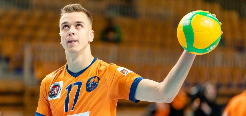 ACH Volley celebrate straight-sets victory over rookies UVC Graz ACH Volley celebrate straight-sets victory over rookies UVC Graz
